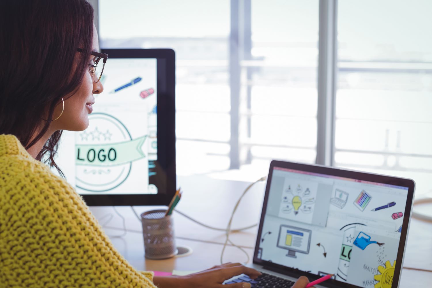 การใช้ Canva เพื่อสร้างโลโก้